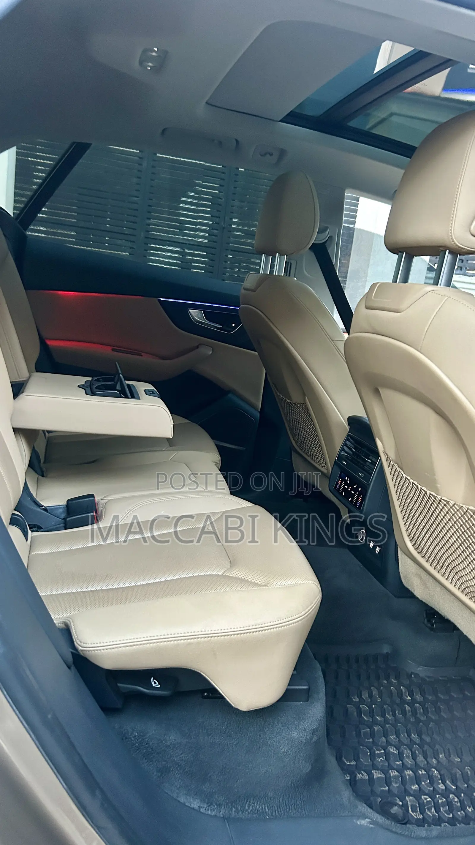 Audi Q8 55 Premium AWD quattro 2020 Gold