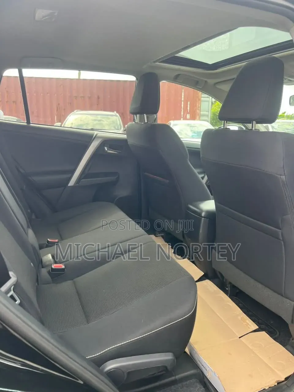 Toyota RAV4 XLE AWD (2.5L 4cyl 6A) 2017 Black