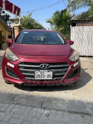 Hyundai Elantra 2016 Red