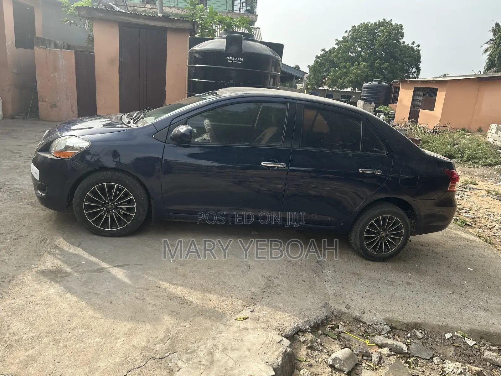 Toyota Yaris 2012 Blue
