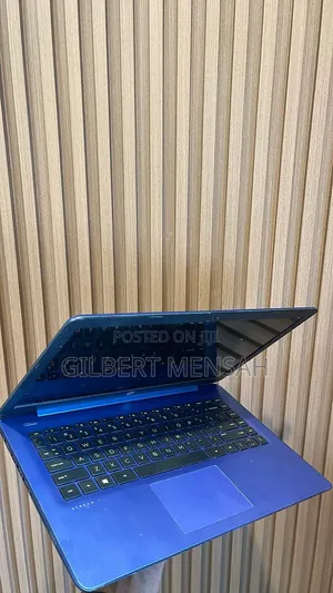 Laptop HP Stream Laptop 4GB AMD A4 SSD 60GB