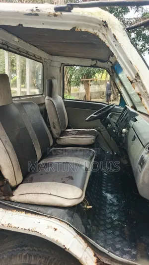 Kia Rigid Trucks 1990 White