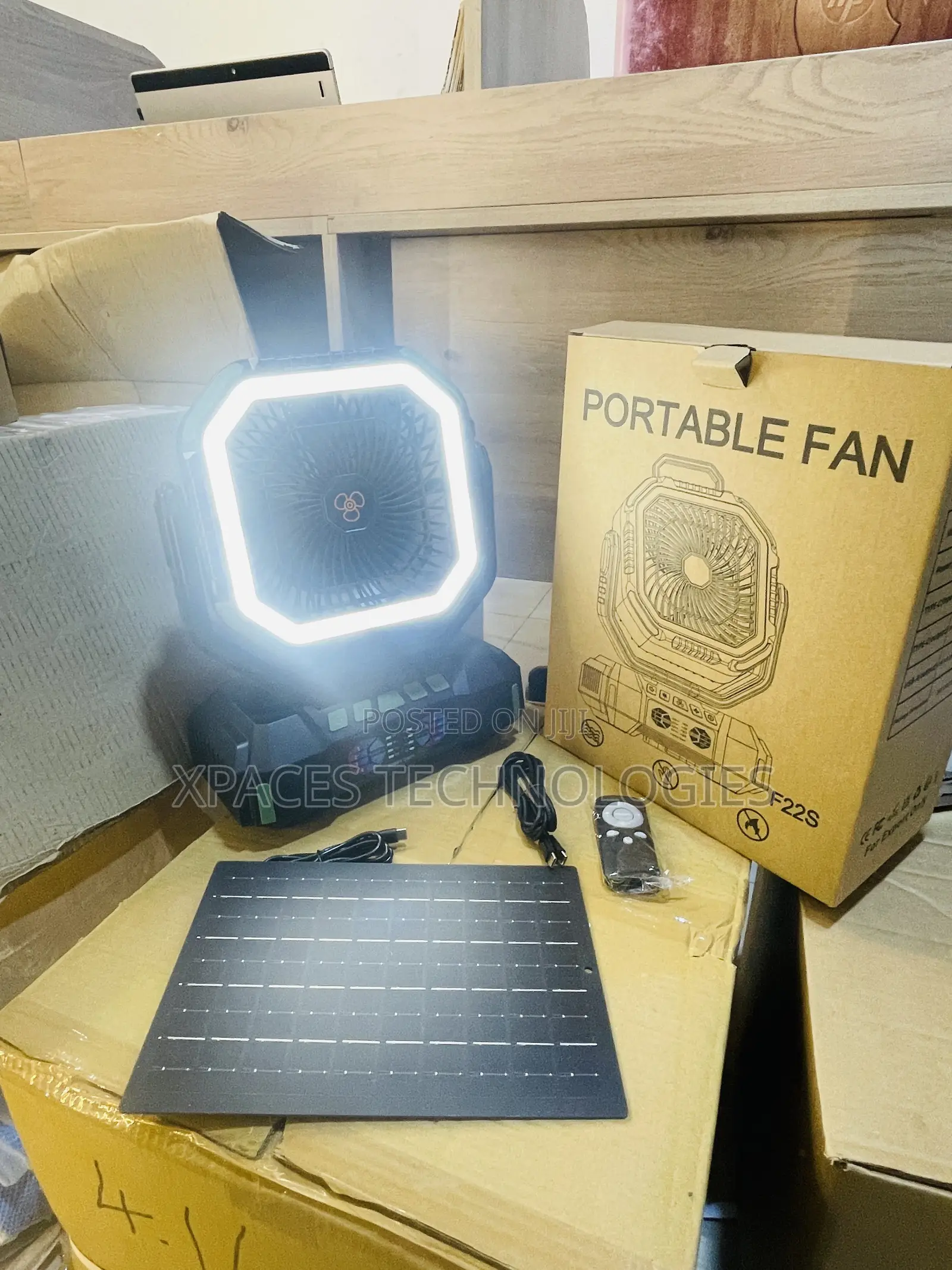 40,000MAh 3 in 1 Rechargeable in/Outdoor Camping Fan With LED Light