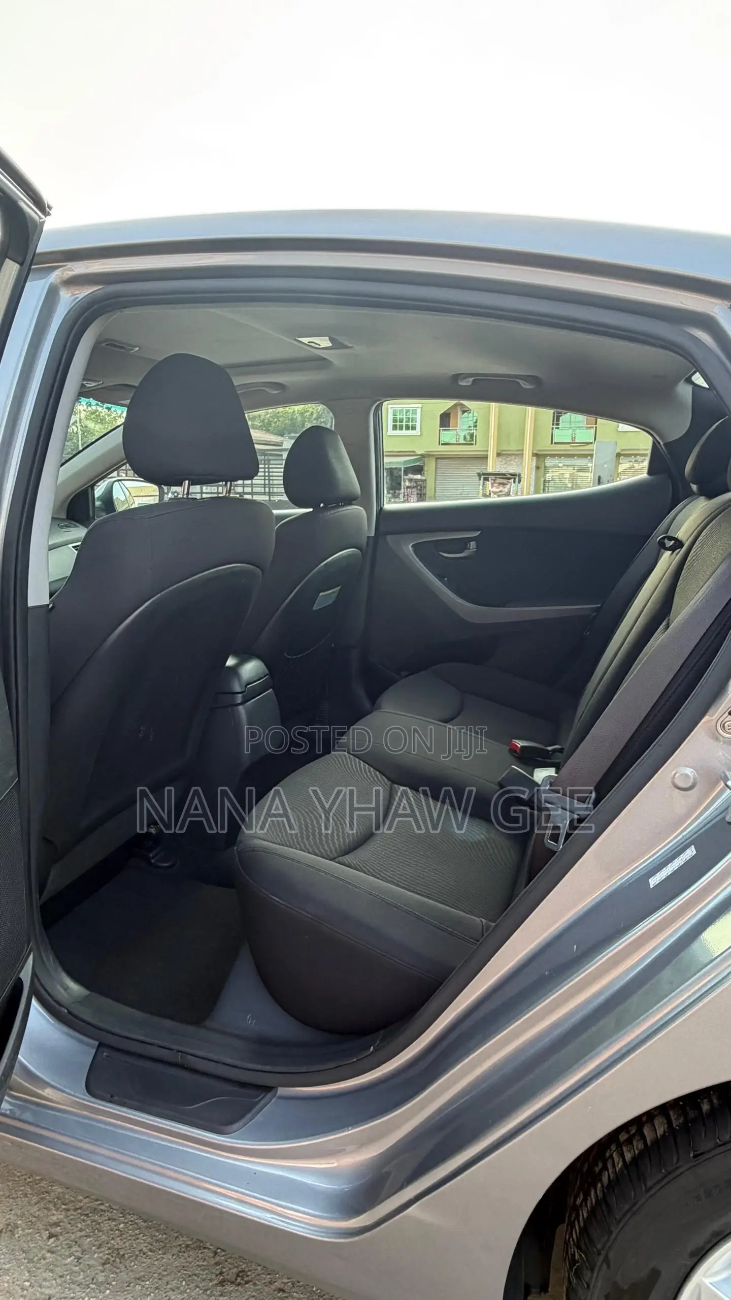 Hyundai Elantra Limited Sedan FWD (1.8L 4cyl 6A) 2016 Gray
