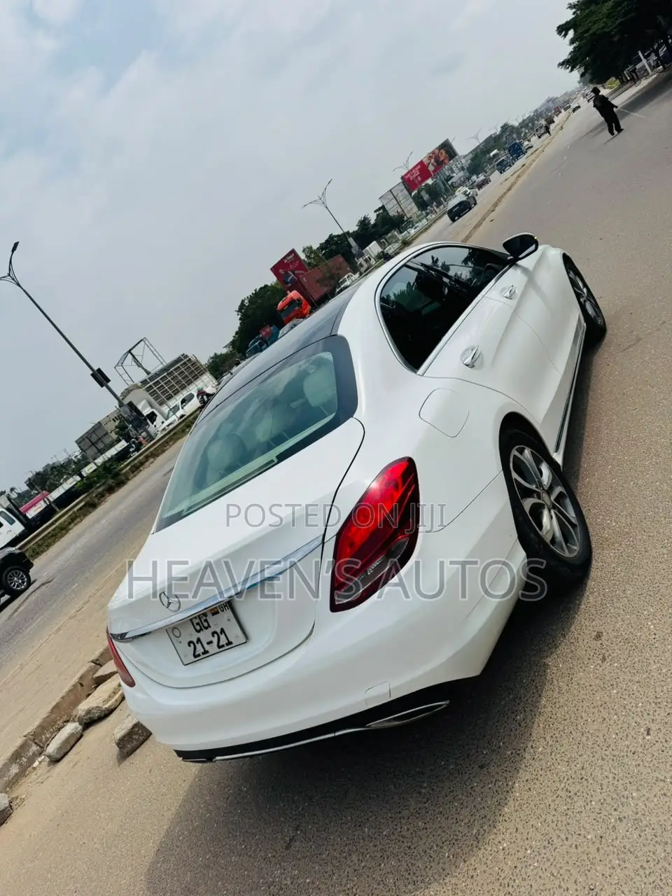 Mercedes-Benz C300 2016 White