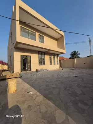3bdrm Duplex in Amasaman for sale
