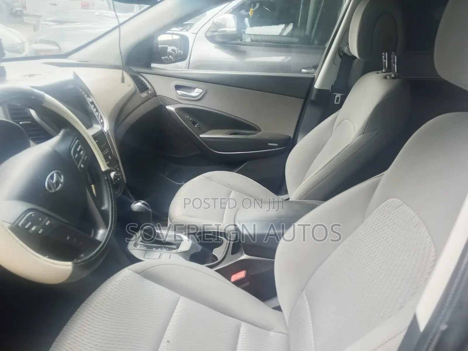 Hyundai Santa Fe 2014 Gray