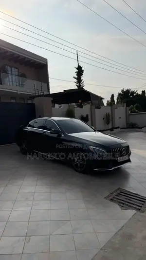 Mercedes-Benz C300 Base 4Matic Sedan AWD (2.0L 4cyl 7A) 2017 Black