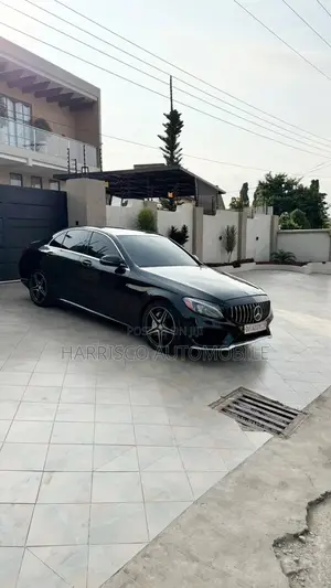 Mercedes-Benz C300 Base 4Matic Sedan AWD (2.0L 4cyl 7A) 2017 Black