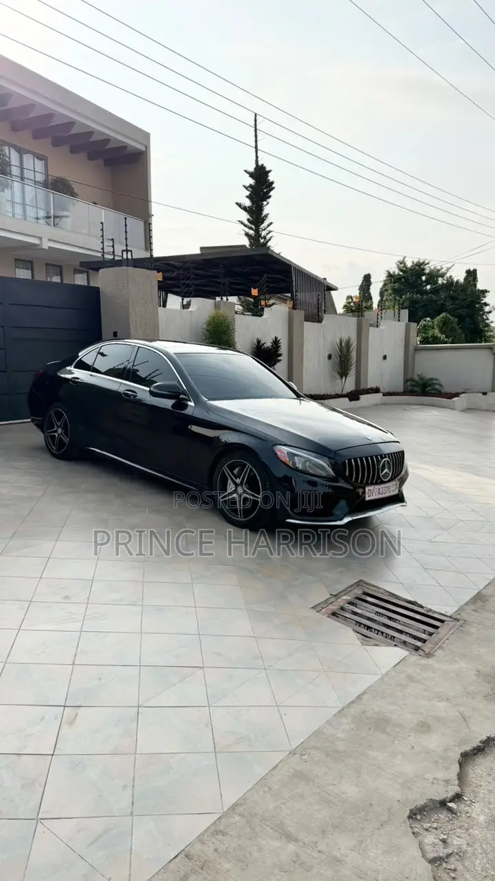 Mercedes-Benz C300 Base 4Matic Sedan AWD (2.0L 4cyl 7A) 2017 Black