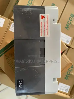 2-Pole 250a Dc McCb Circuit Breaker