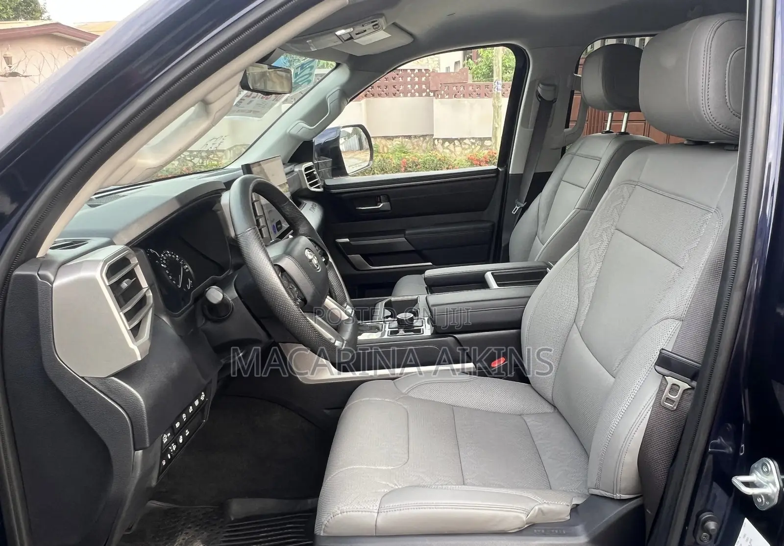 Toyota Tundra 2024 Blue