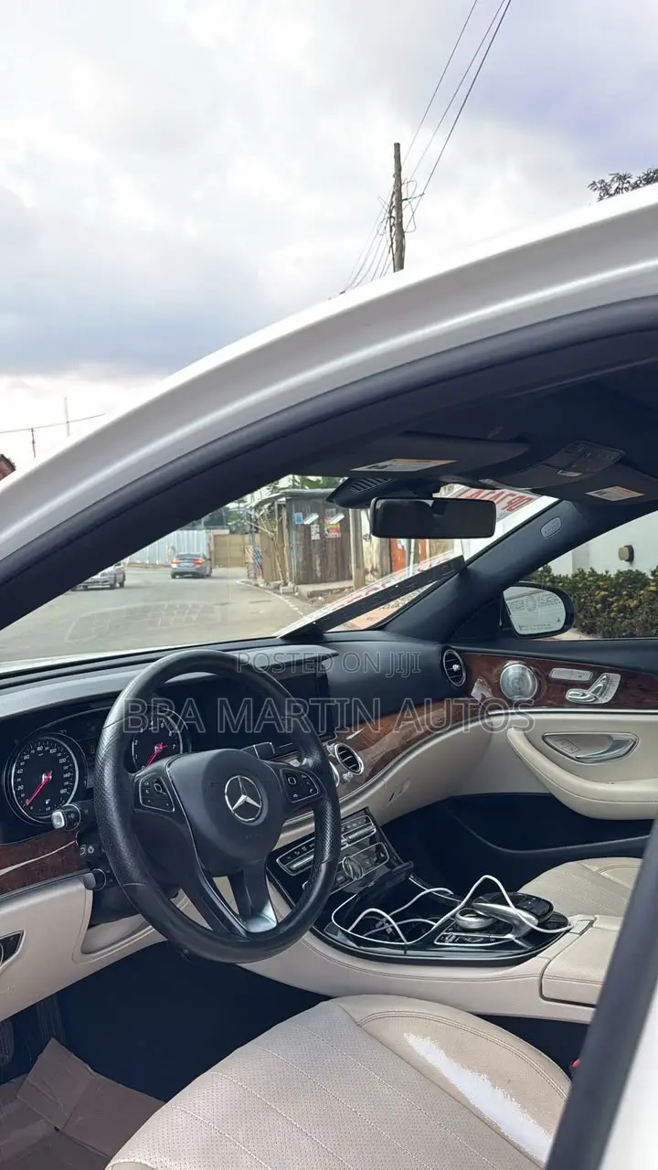Mercedes-Benz E300 2018 White