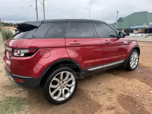 Land Rover Range Rover Evoque Prestige 4dr SUV AWD (2.0L 4cyl Turbo 9A)