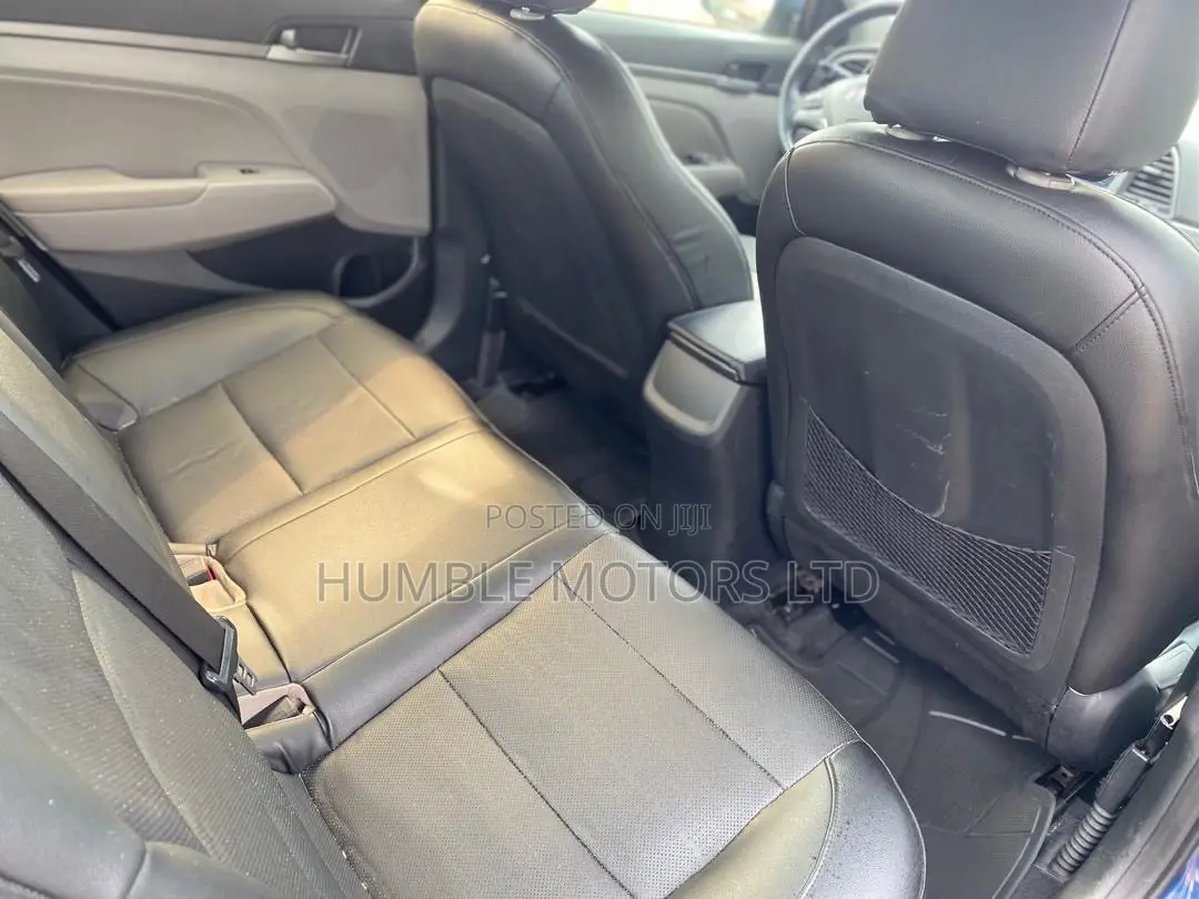 Hyundai Elantra 2017 Blue
