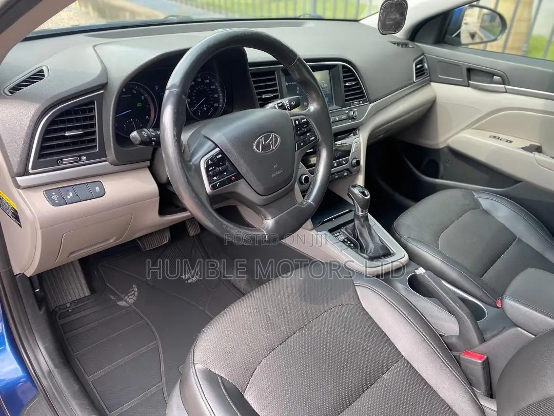 Hyundai Elantra 2017 Blue