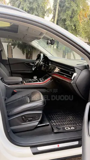 Audi Q8 55 Premium AWD quattro 2020 White