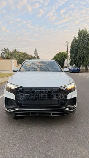 Audi Q8 55 Premium AWD quattro 2020 White