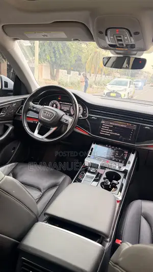 Audi Q8 55 Premium AWD quattro 2020 White
