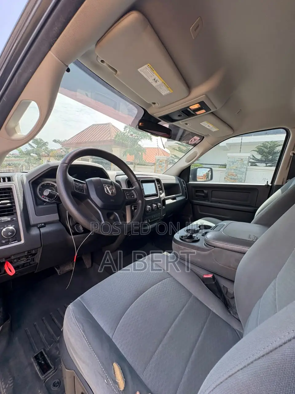 RAM 1500 2017 Black