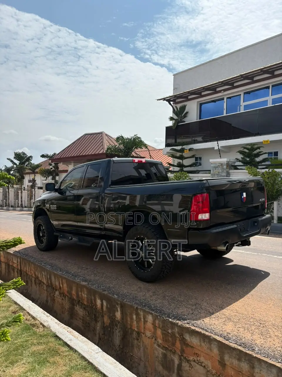 RAM 1500 2017 Black