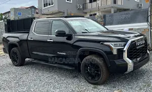 Toyota Tundra Limited 2022 Black
