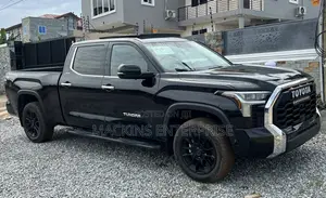 Toyota Tundra Limited 2022 Black