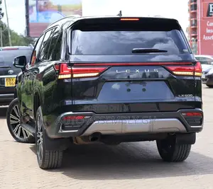 Lexus Lx600 Rear/Back Bumper (ORIGINAL)