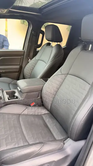 Toyota Tacoma TRD Sport Double Cab 4WD 5.0 ft. SB (Automatic) 2025 Gray