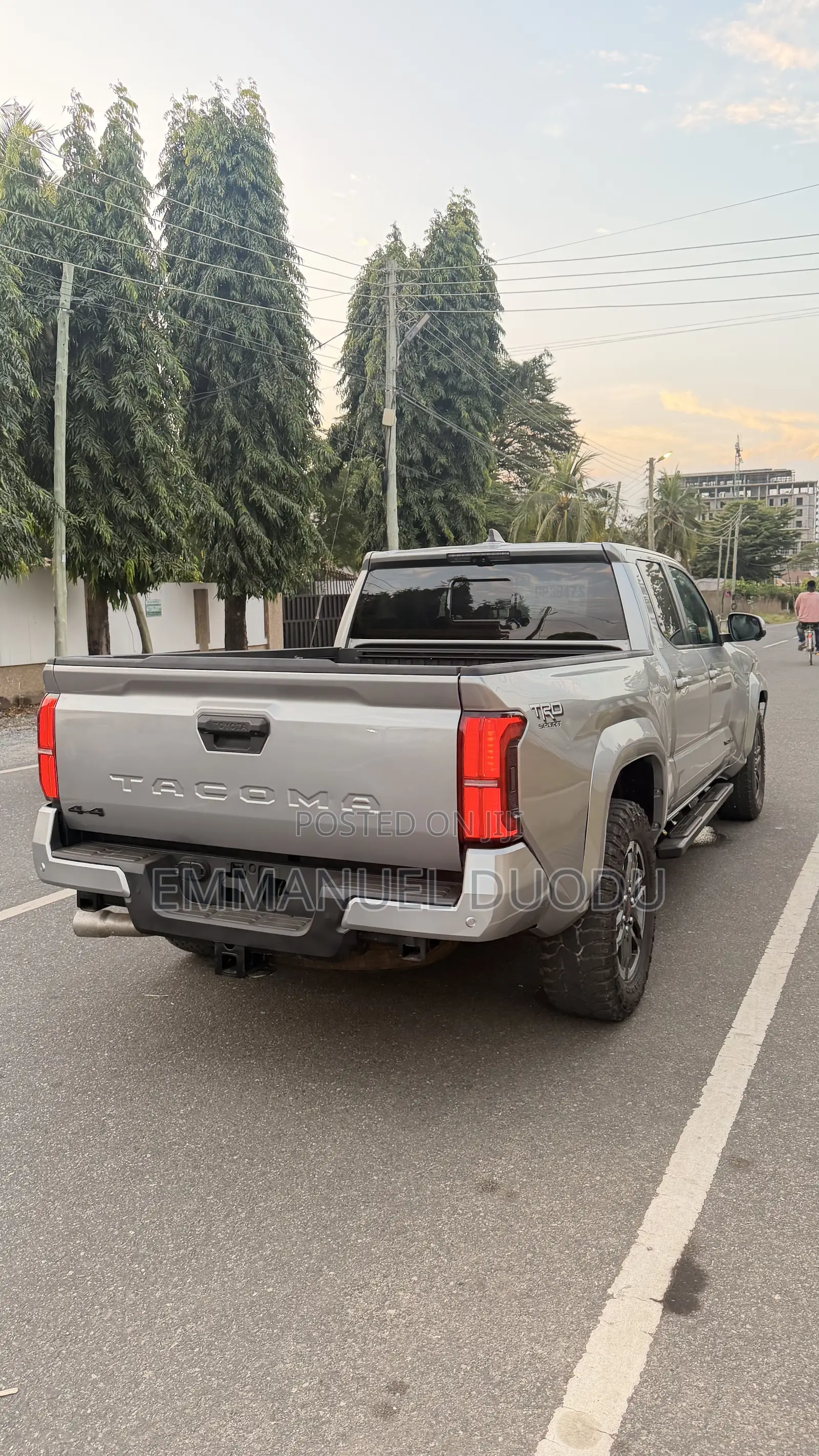 Toyota Tacoma TRD Sport Double Cab 4WD 5.0 ft. SB (Automatic) 2025 Gray
