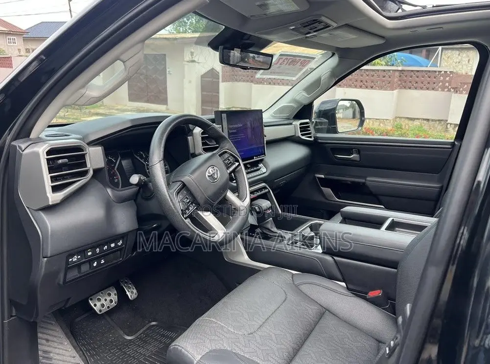 Toyota Tundra Limited 2022 Black
