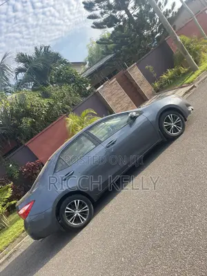 Toyota Corolla L 4dr Sedan (1.8L 4cyl CVT) 2017 Gray