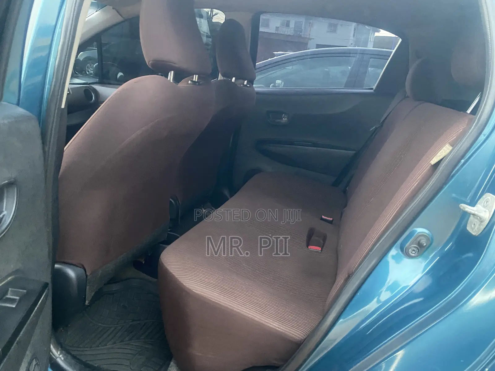 Toyota Vitz 2012 Blue