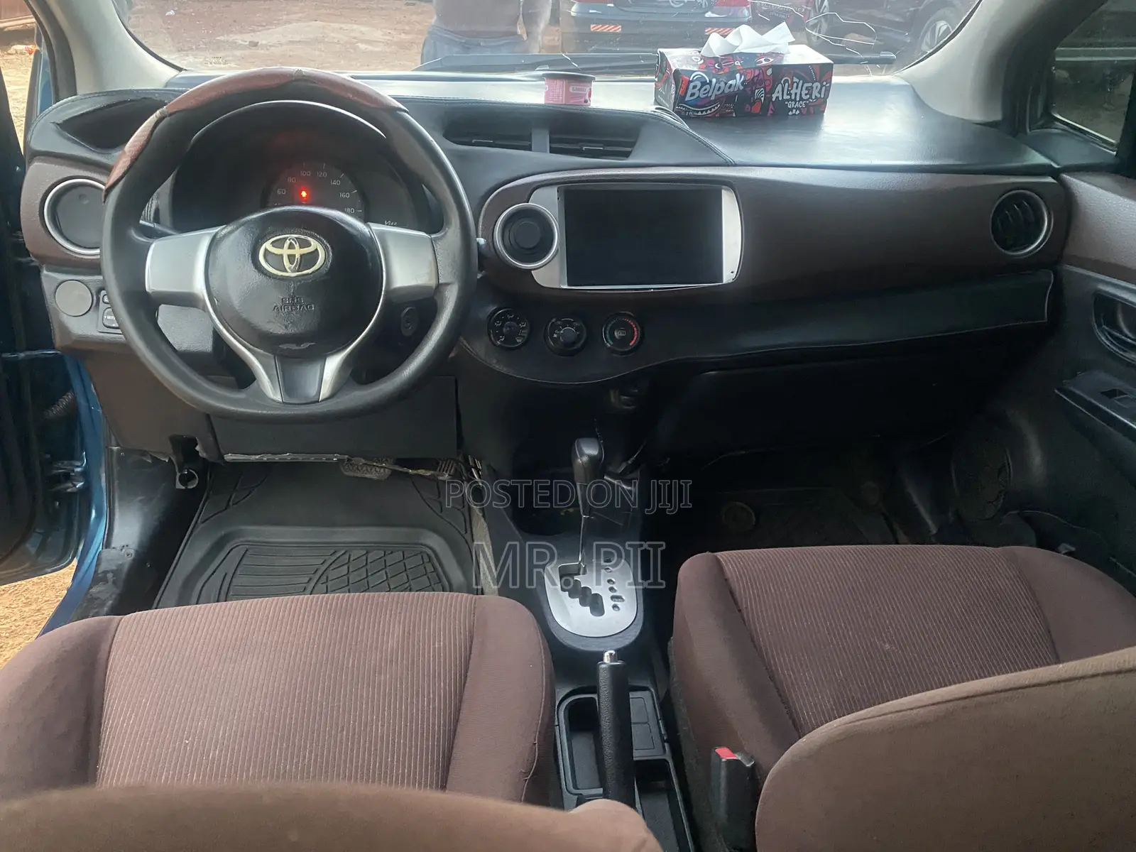 Toyota Vitz 2012 Blue