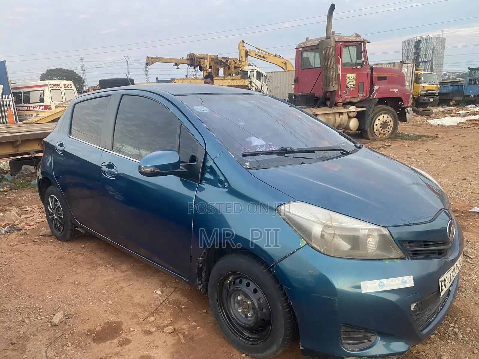 Toyota Vitz 2012 Blue