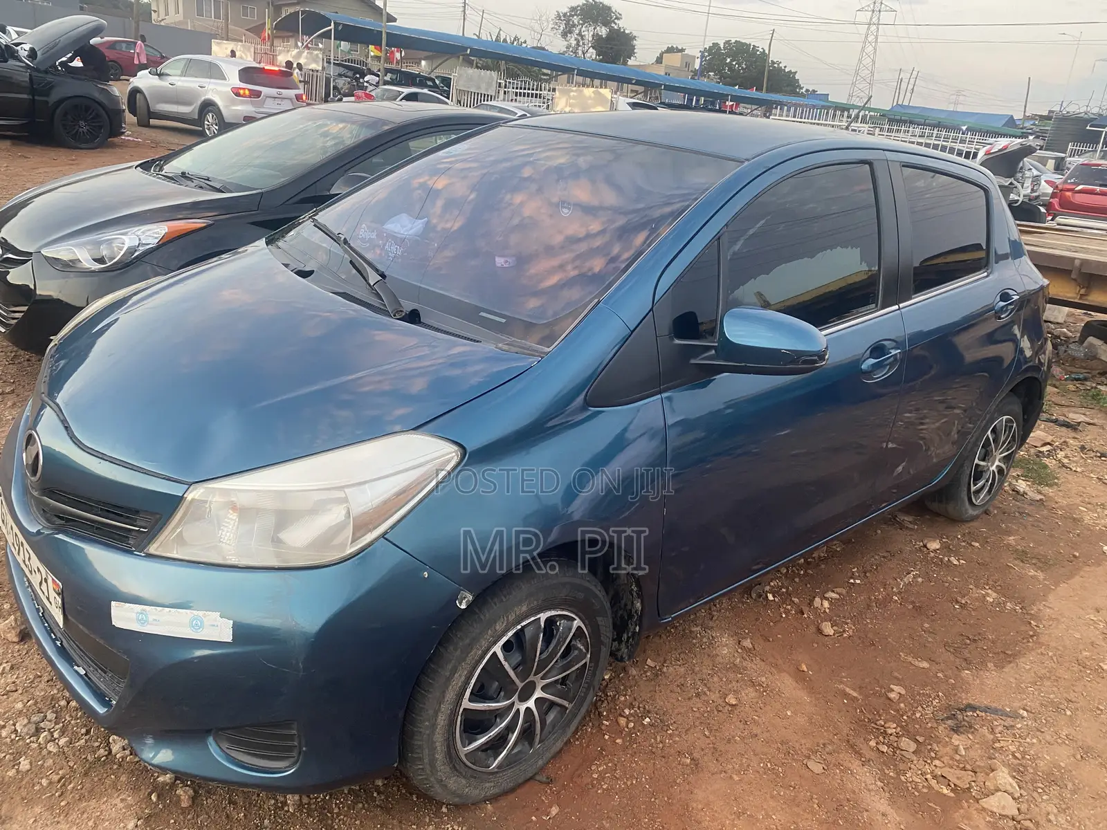 Toyota Vitz 2012 Blue