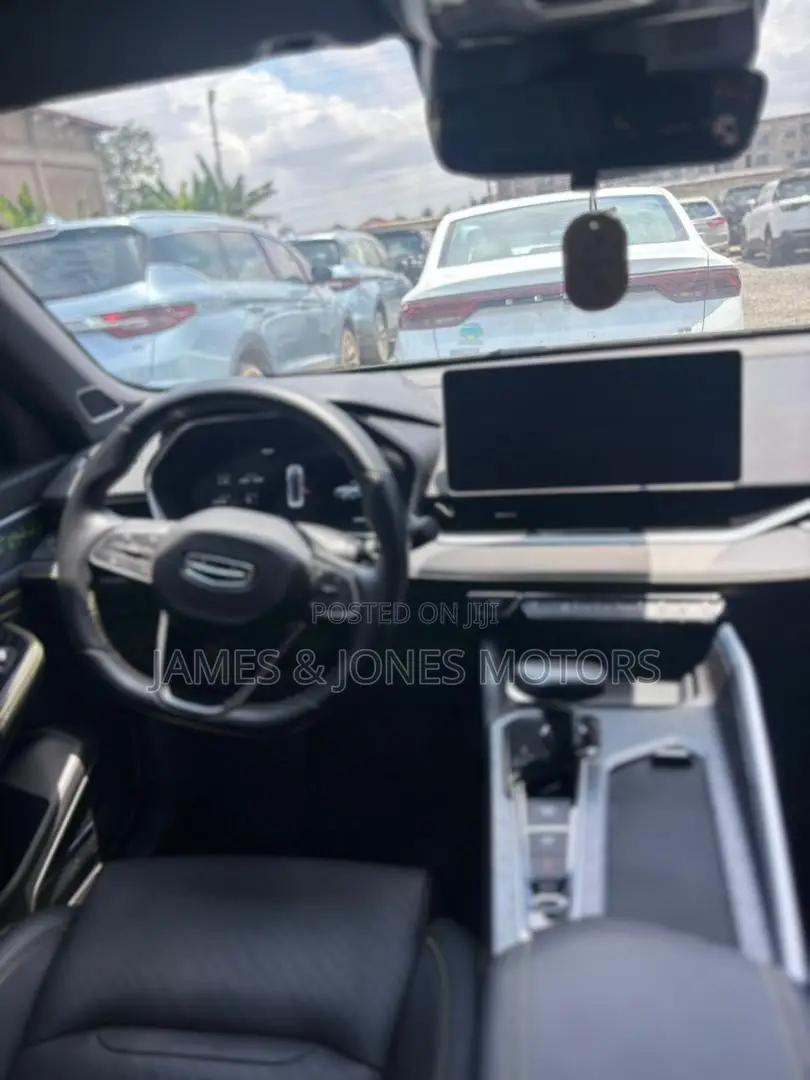 Geely Xingrui Kunlun 2025 Green