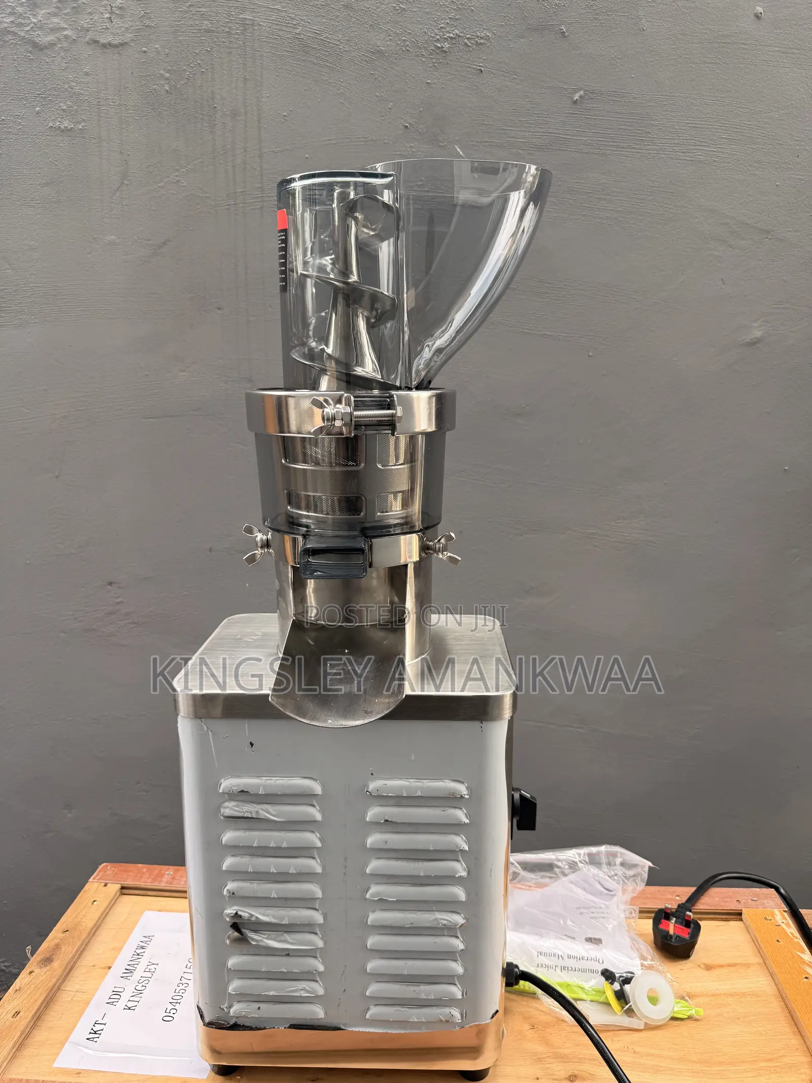 TK 1200 Commercial Fruit Juicer