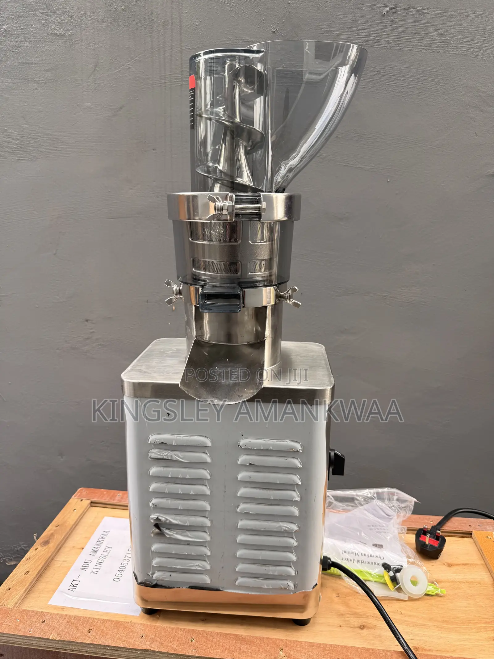 TK 1200 Commercial Fruit Juicer