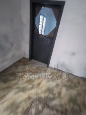 1bdrm Apartment in Yellow House, Last Stop for rent