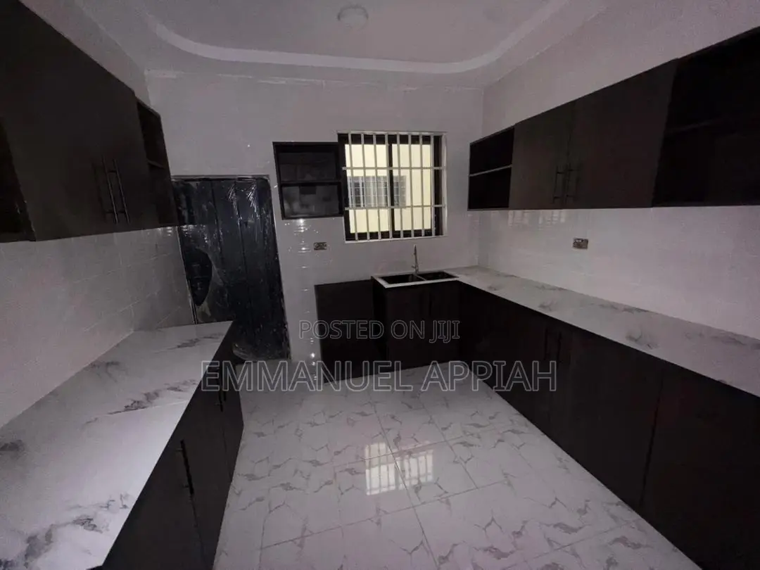 4bdrm House in Kasoa Chrispo City for sale