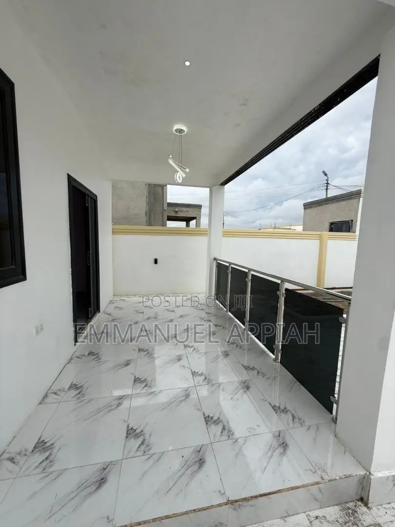 4bdrm House in Kasoa Chrispo City for sale