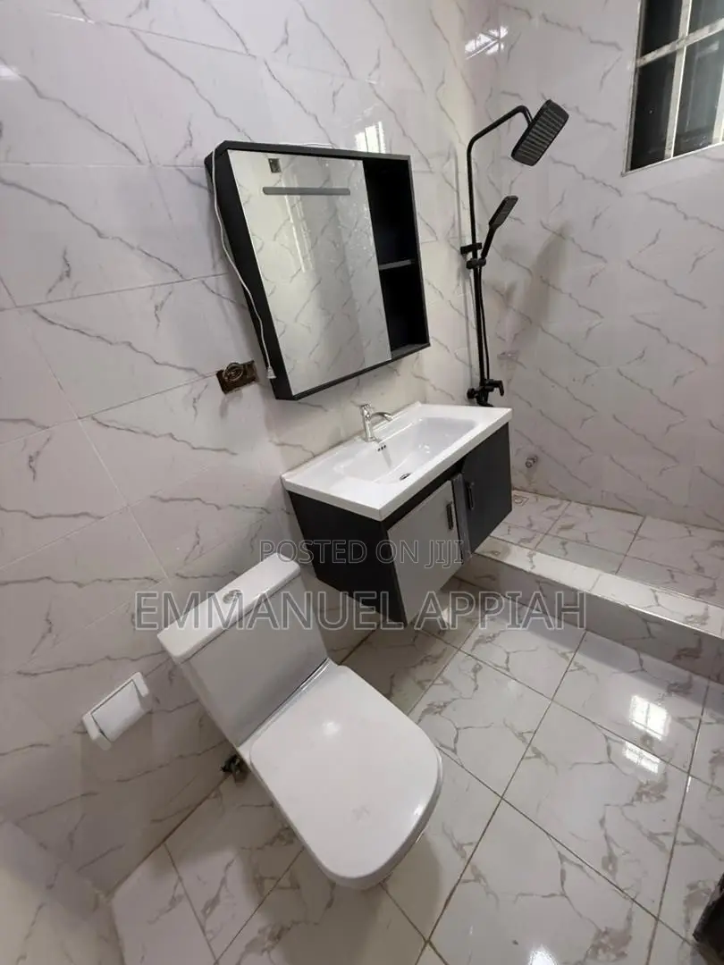 4bdrm House in Kasoa Chrispo City for sale