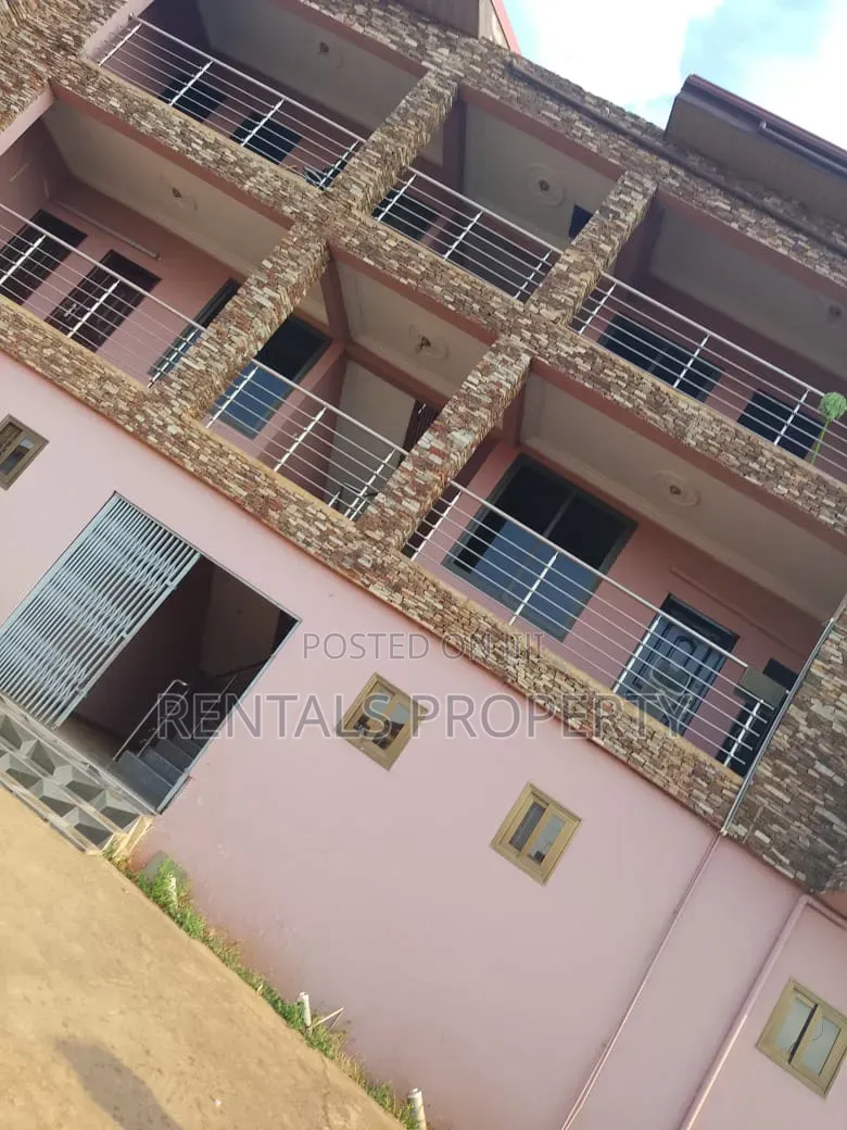 2bdrm Block of Flats in Frafraha for rent
