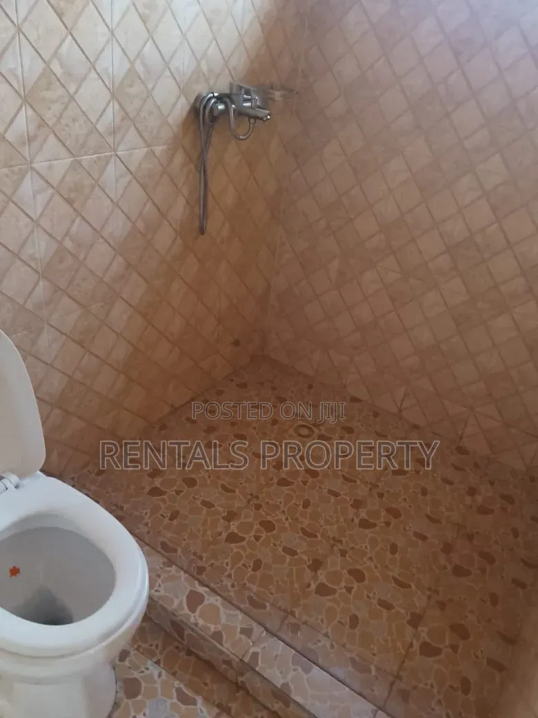2bdrm Block of Flats in Frafraha for rent