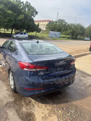 Hyundai Elantra 2017 Blue