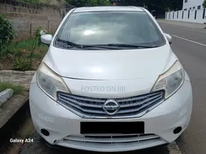 Nissan Versa 2013 White