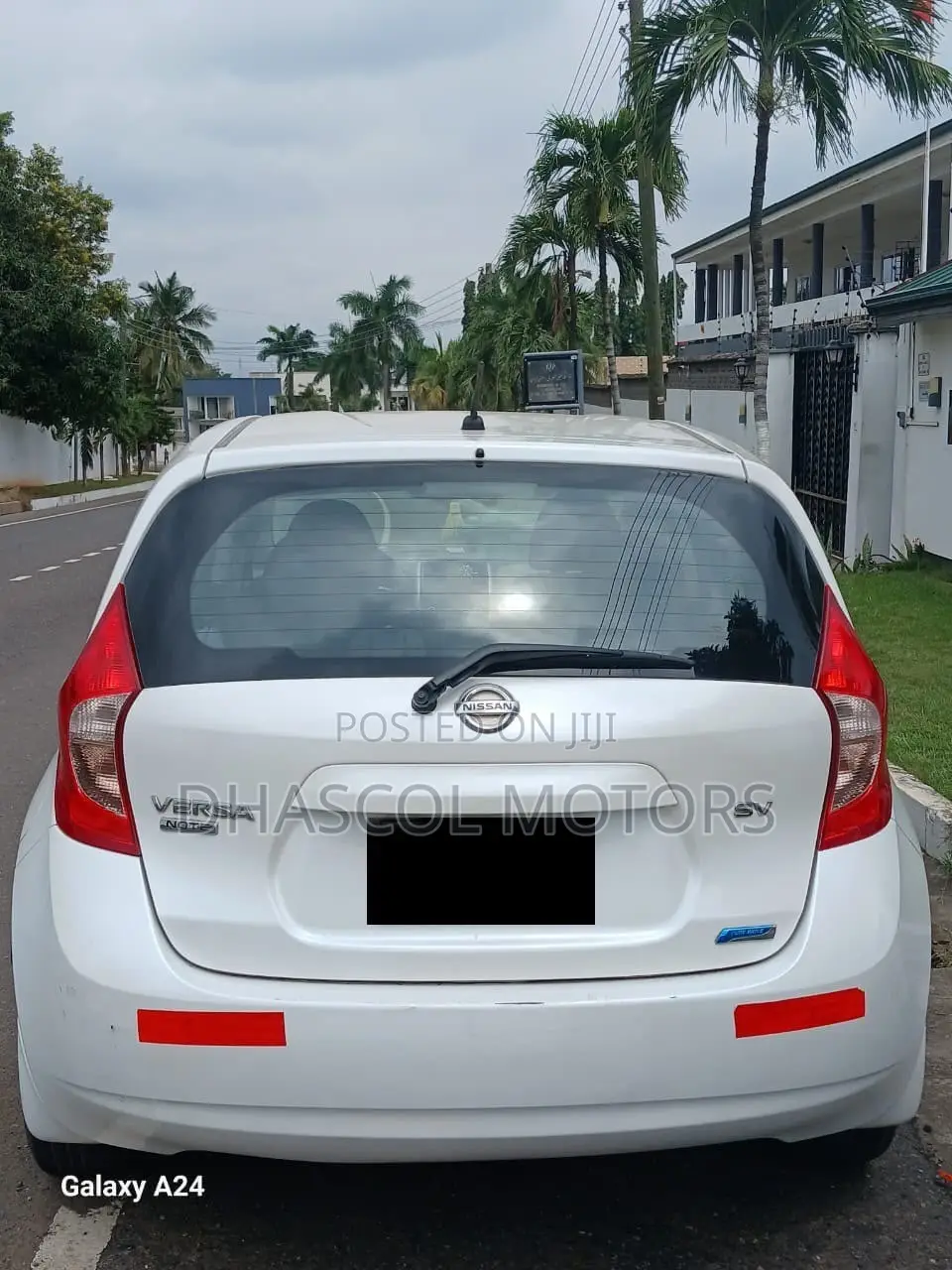 Nissan Versa 2013 White
