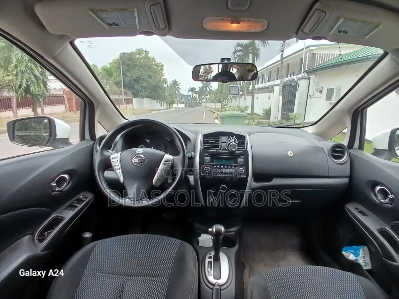 Nissan Versa 2013 White