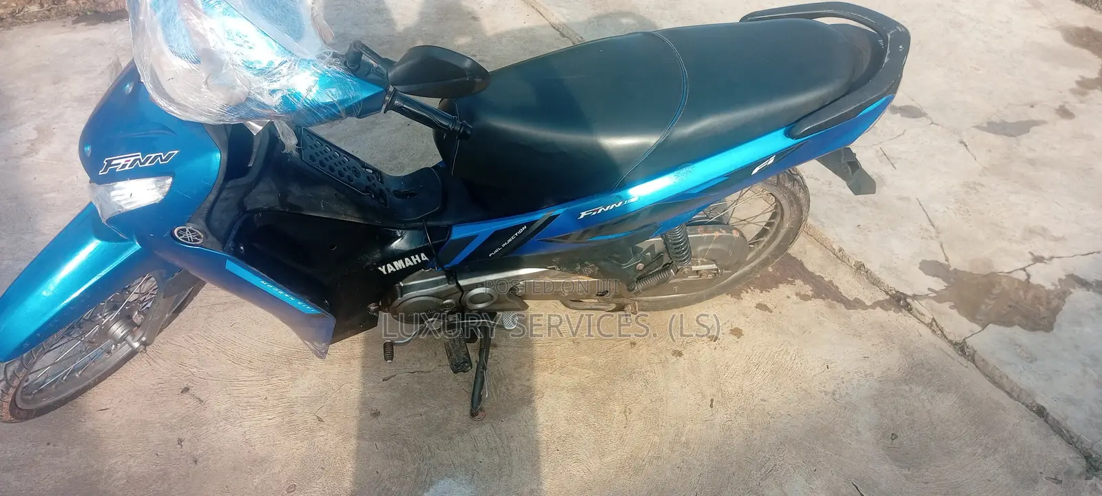 Yamaha 2021 Blue